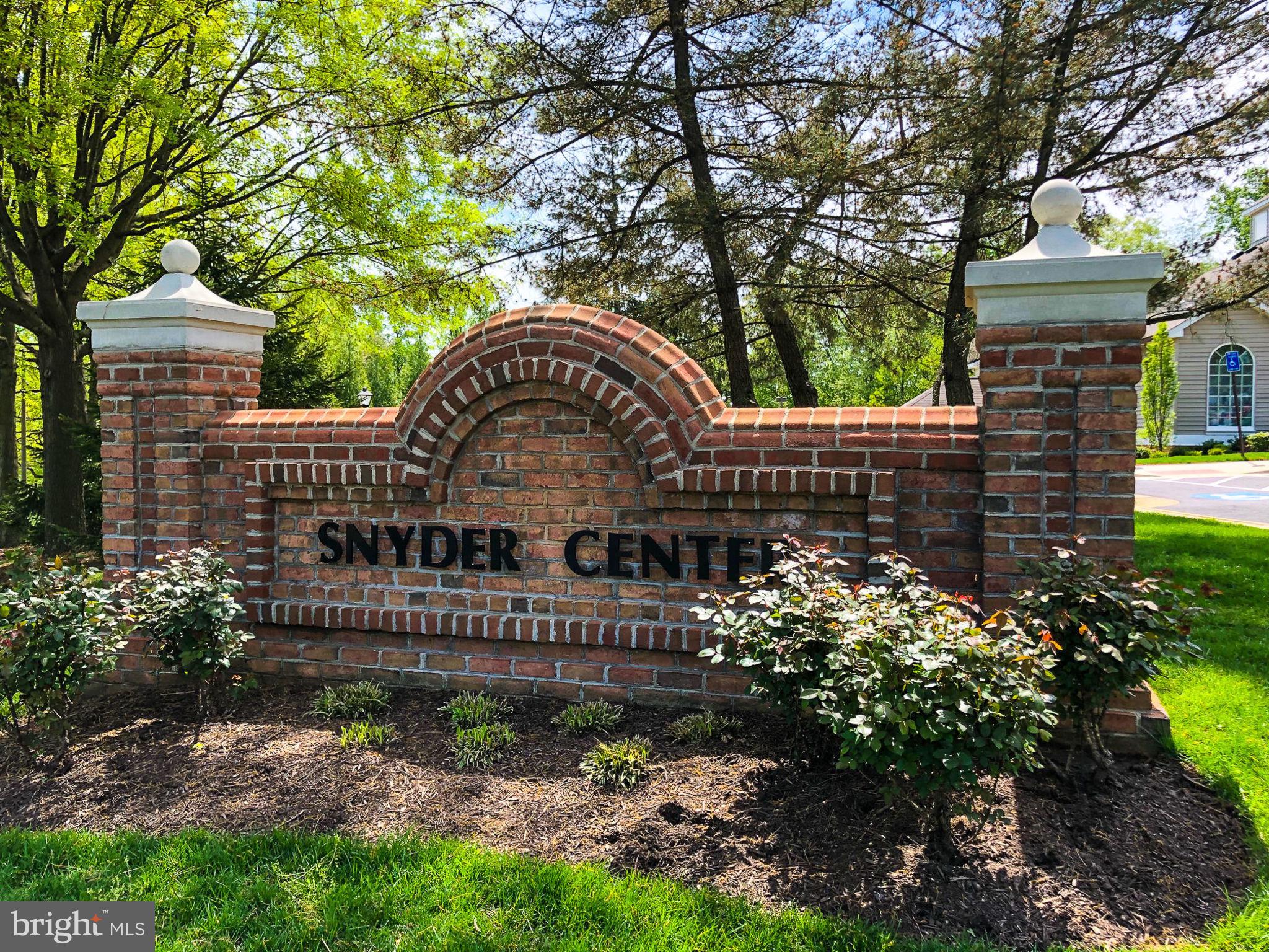 KINGSTOWNE - Residential Lease