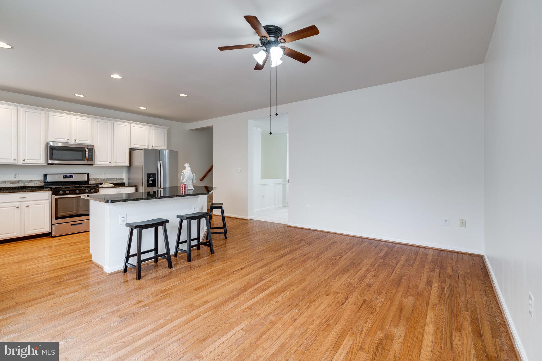 KINGSTOWNE - Residential Lease