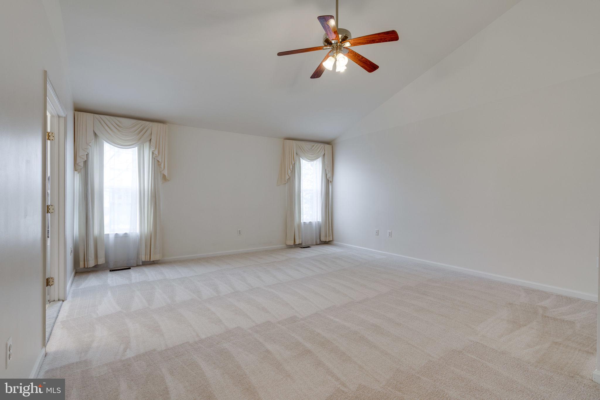 KINGSTOWNE - Residential Lease