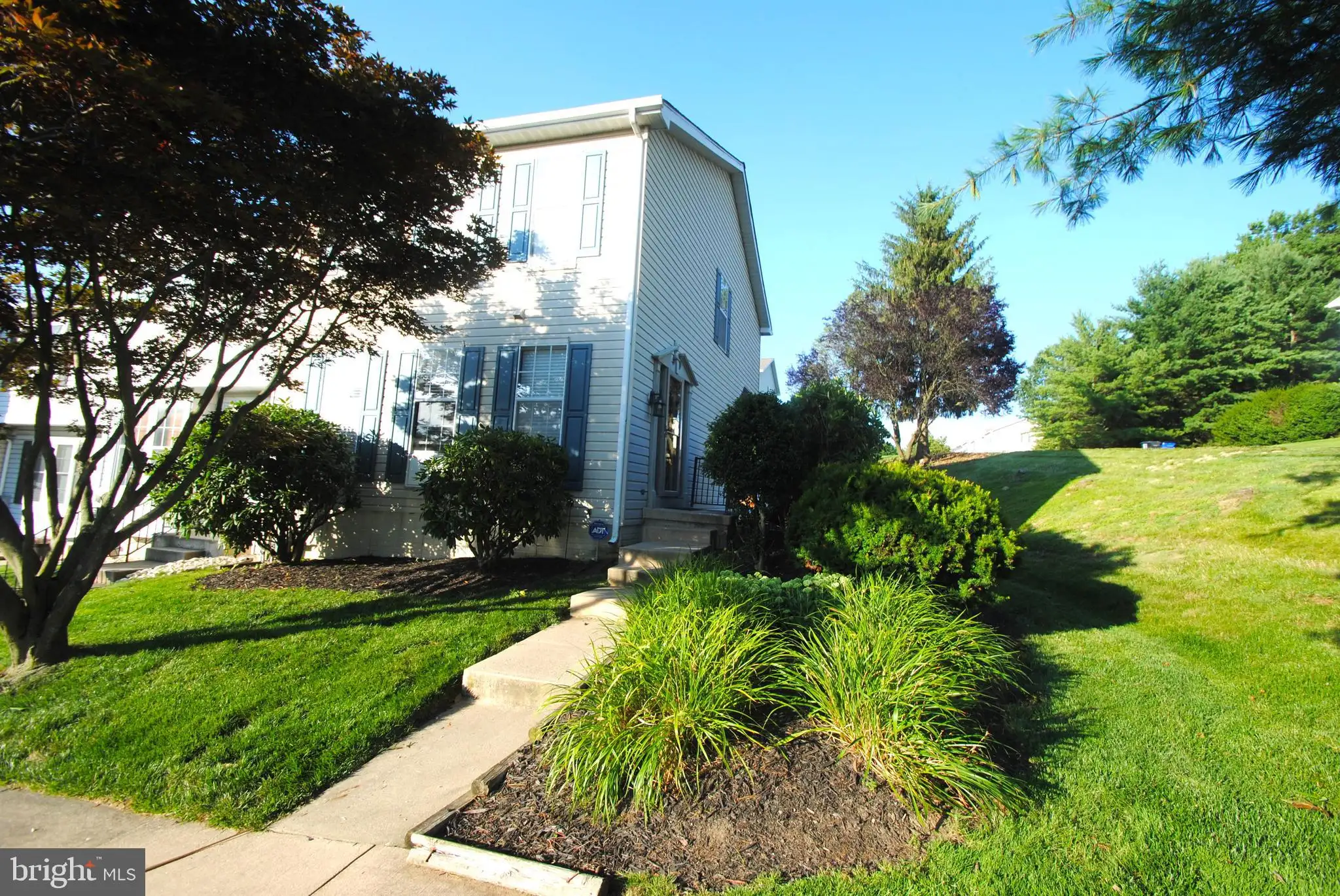 1000 Ridgewood Court, Newark, DE 19711