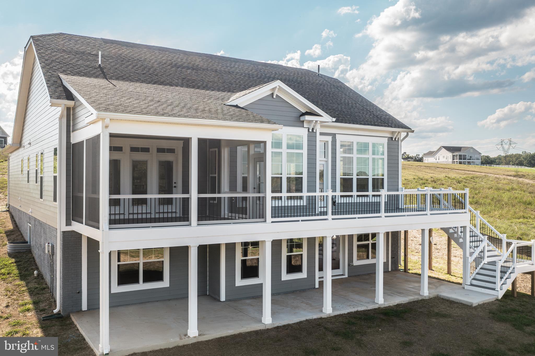 ROCK ISLAND LANDING - Residential