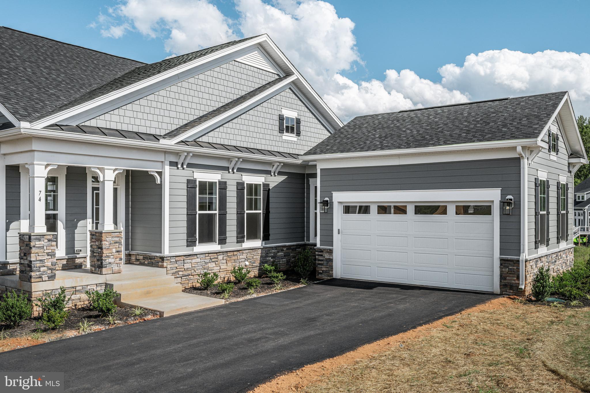 ROCK ISLAND LANDING - Residential