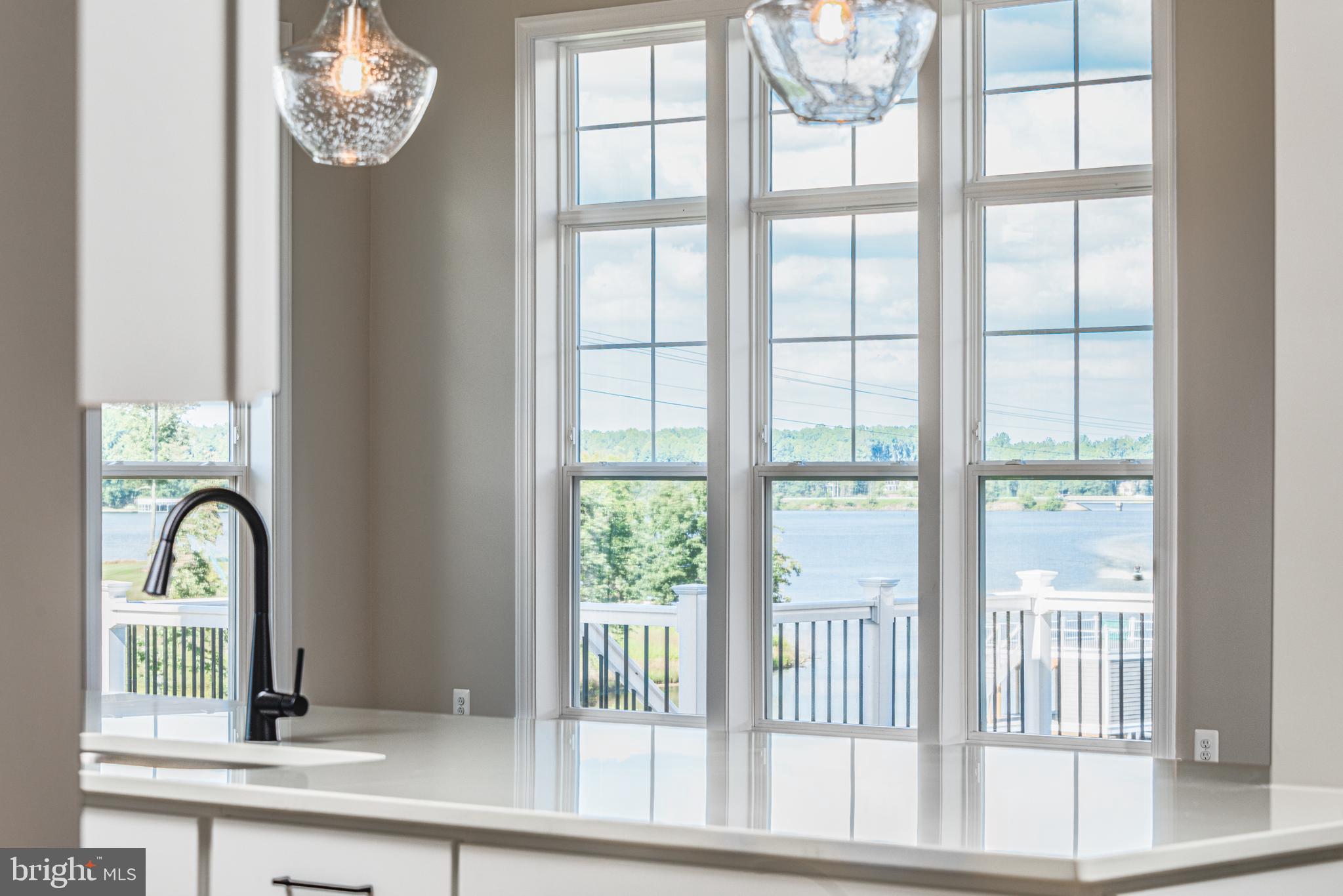 ROCK ISLAND LANDING - Residential