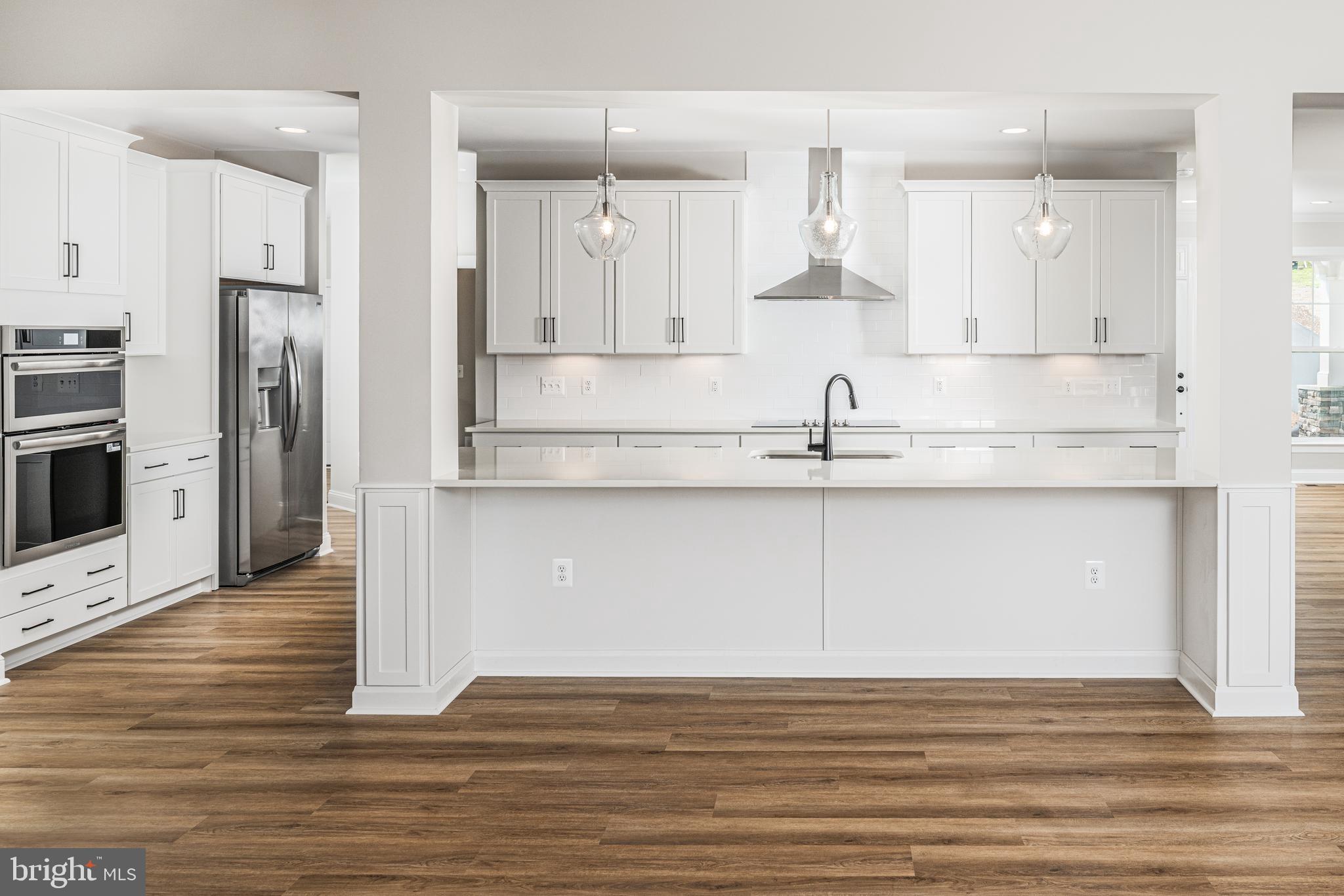 ROCK ISLAND LANDING - Residential