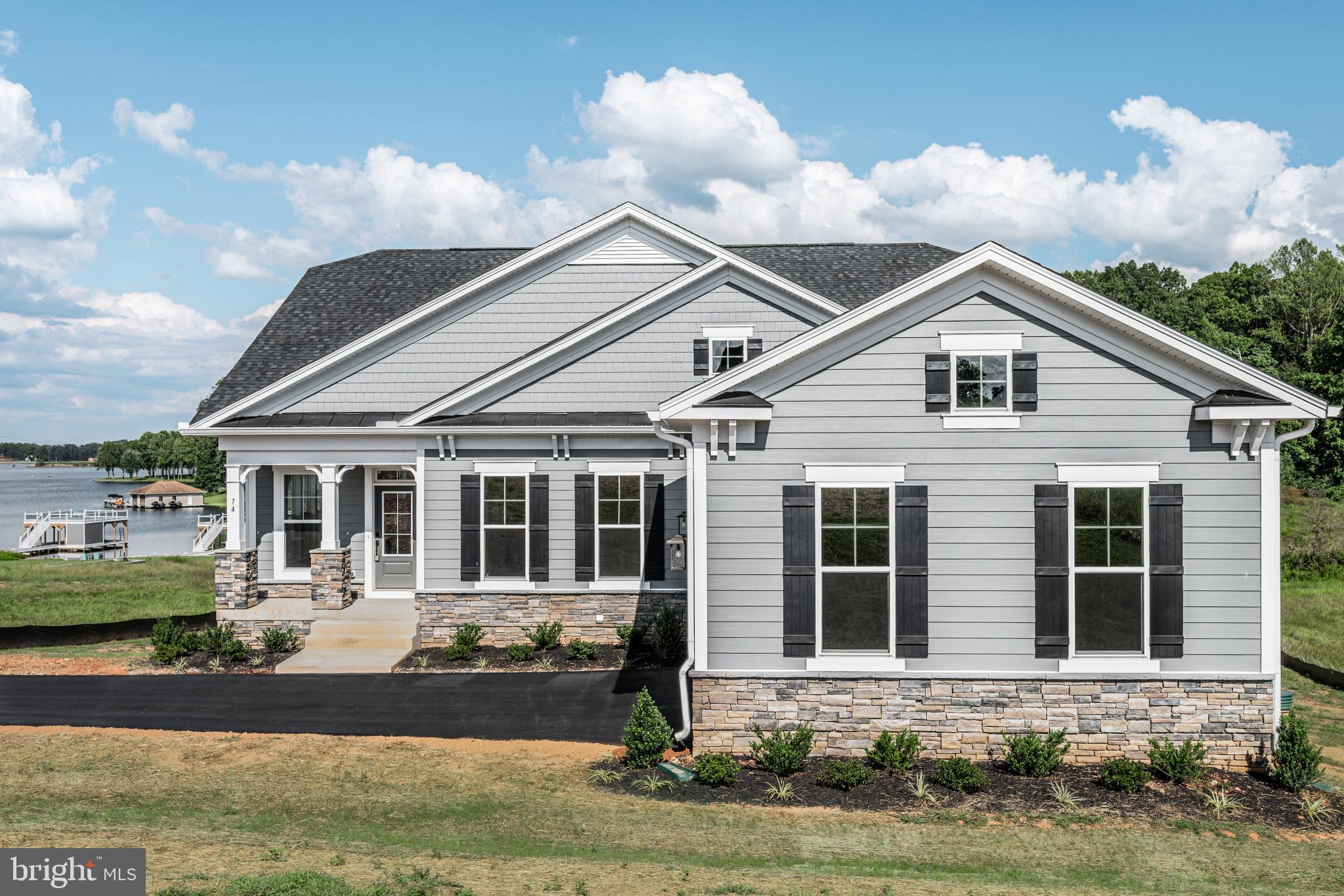 ROCK ISLAND LANDING - Residential