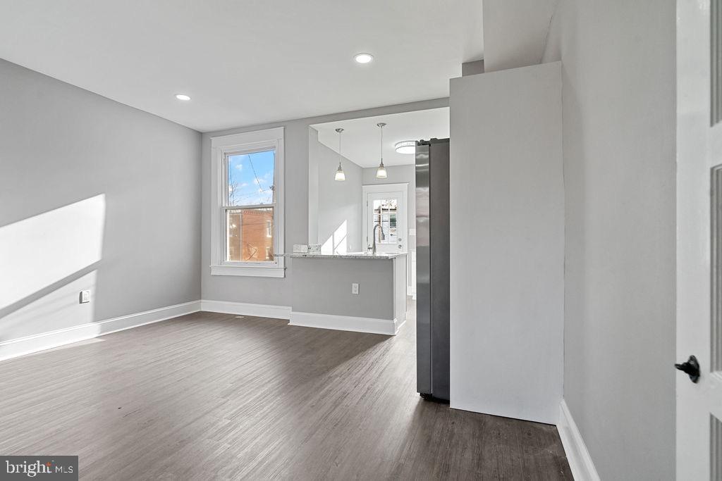 WAVERLY - Residential Lease