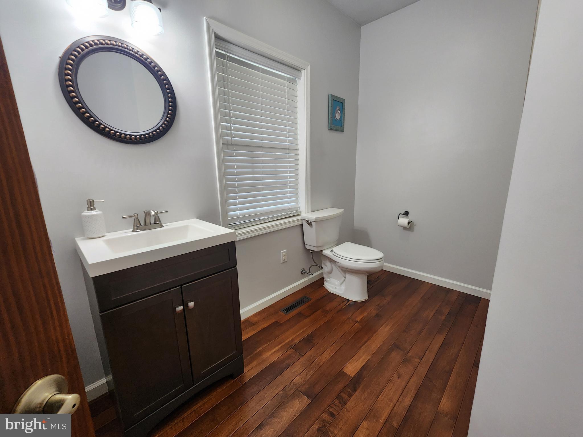 LAKEWOOD - Residential