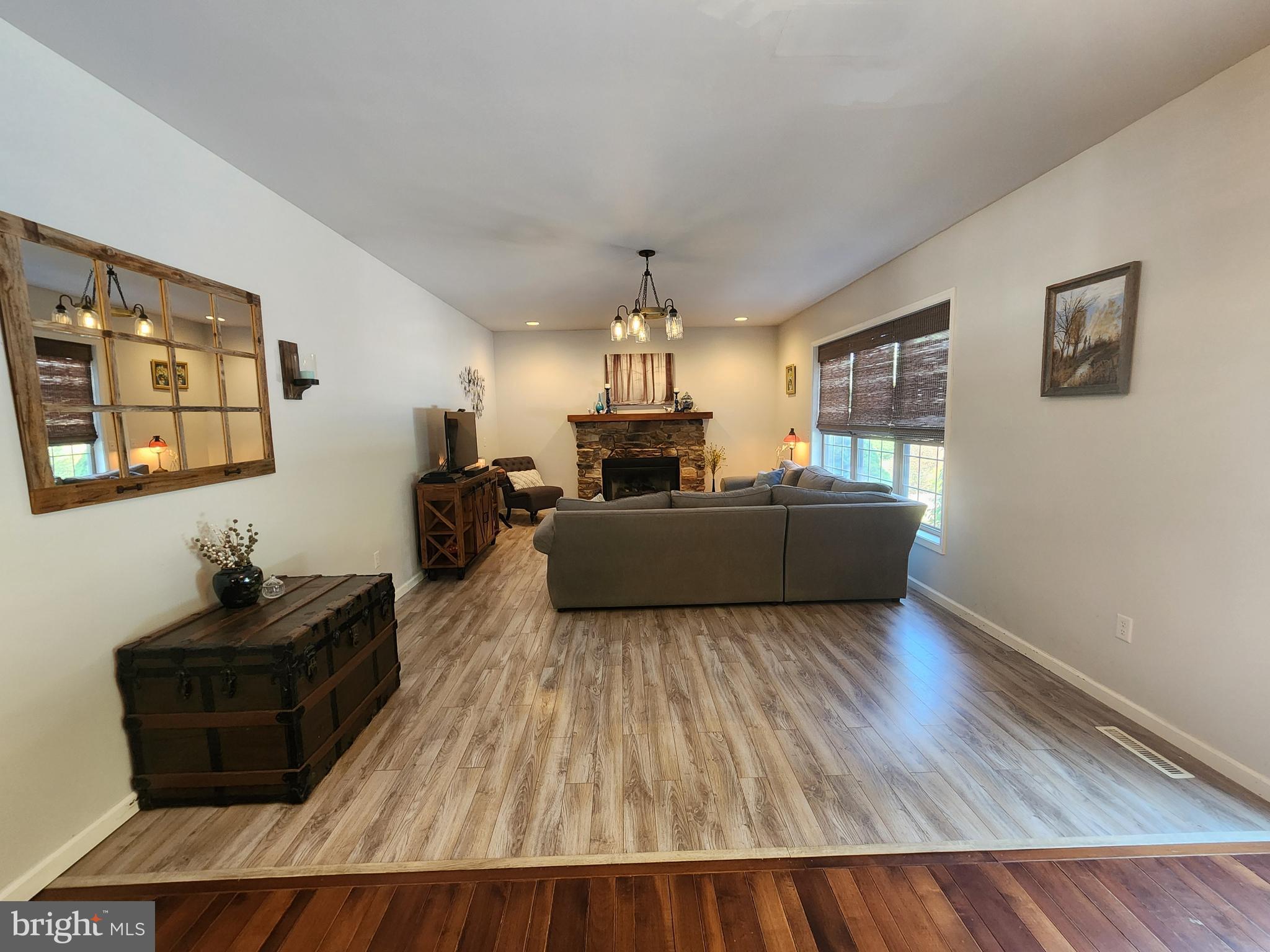 LAKEWOOD - Residential