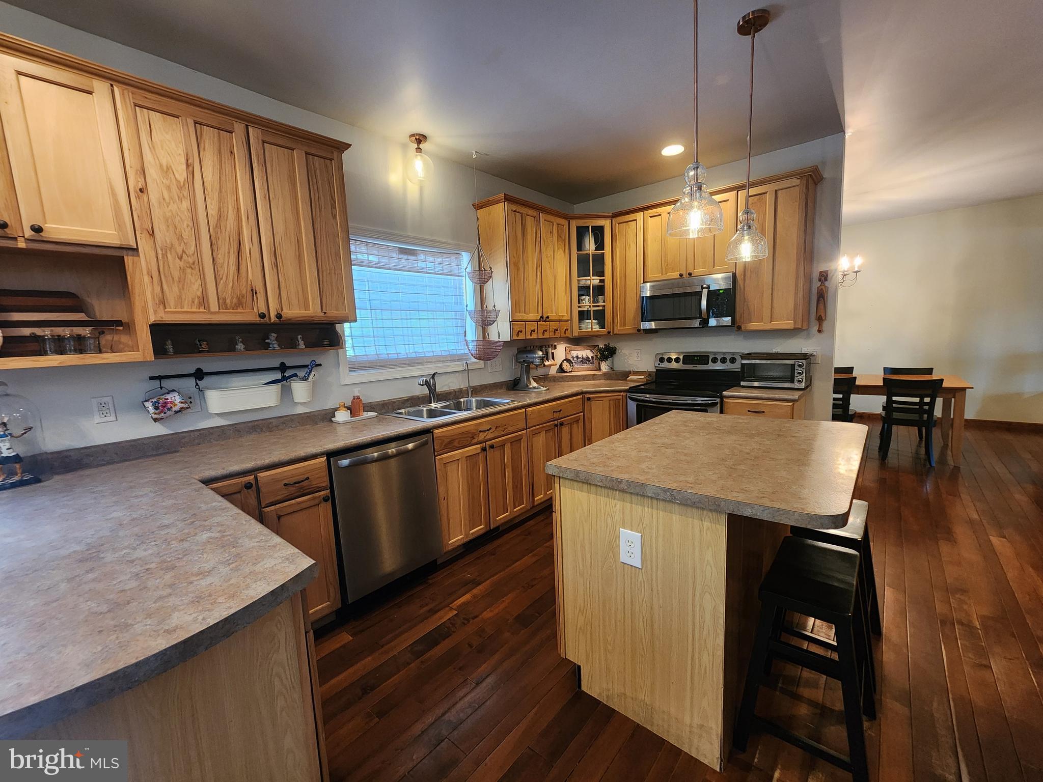 LAKEWOOD - Residential