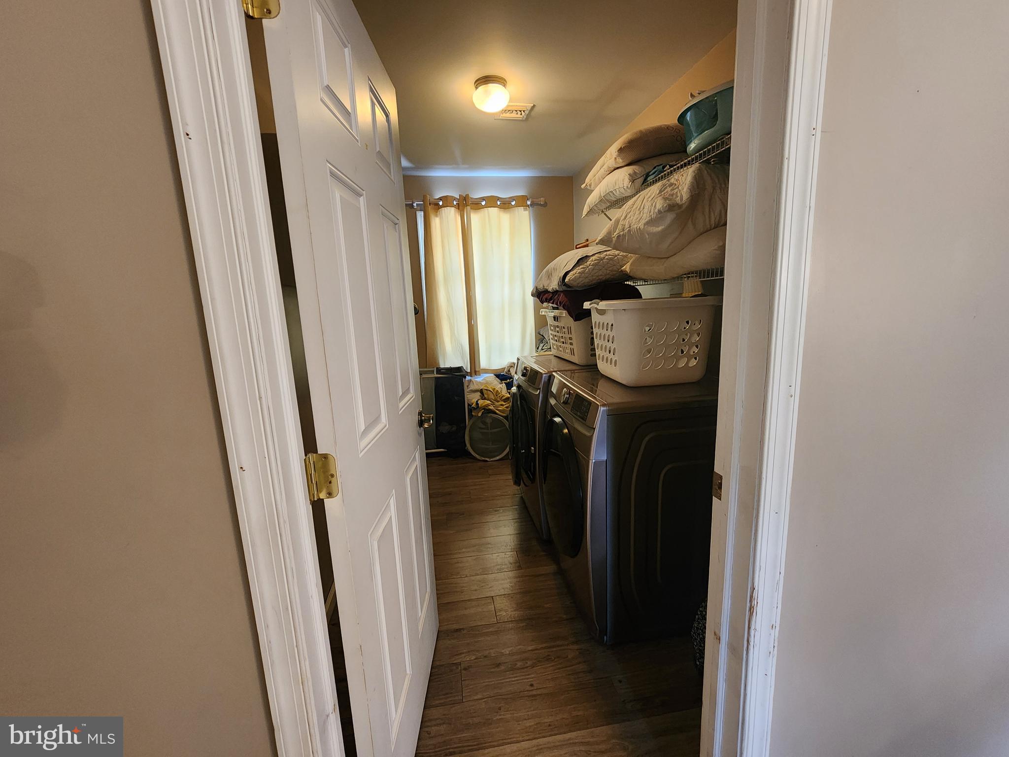 LAKEWOOD - Residential