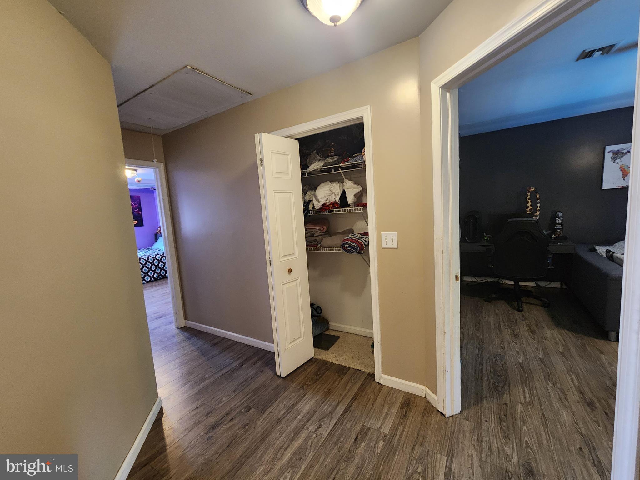 LAKEWOOD - Residential