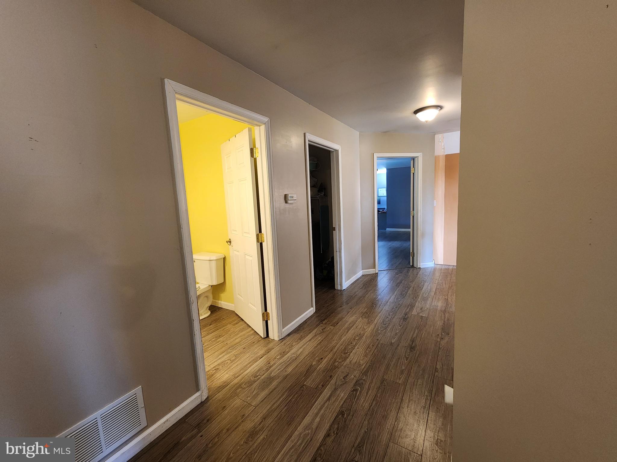 LAKEWOOD - Residential