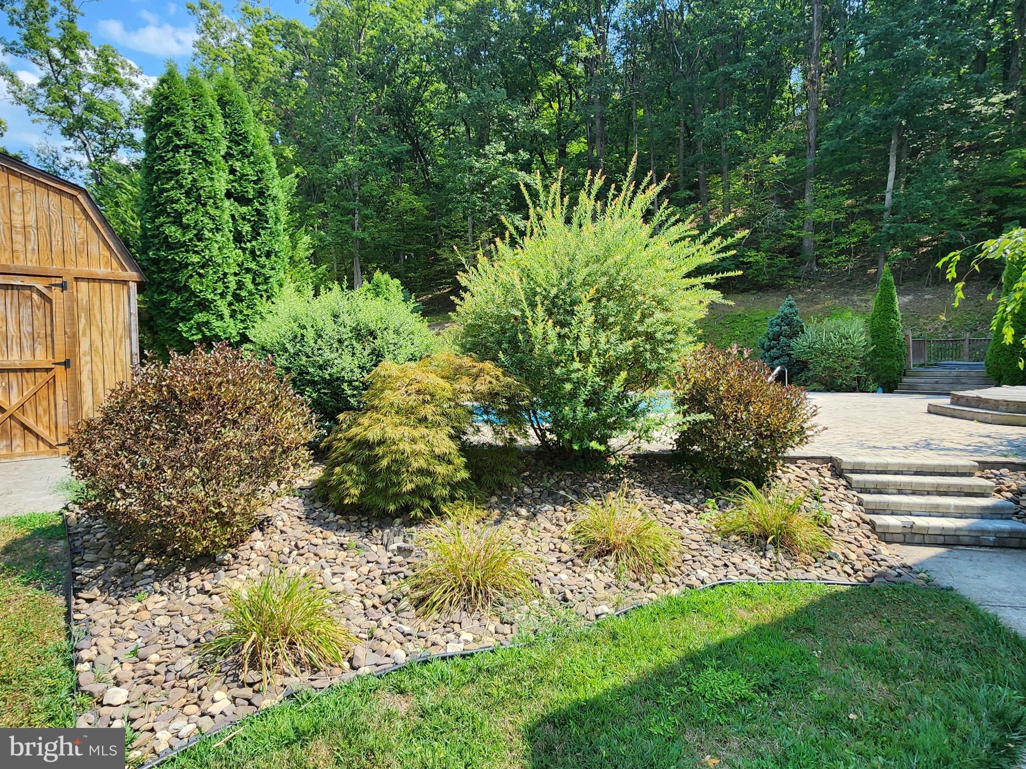 LAKEWOOD - Residential