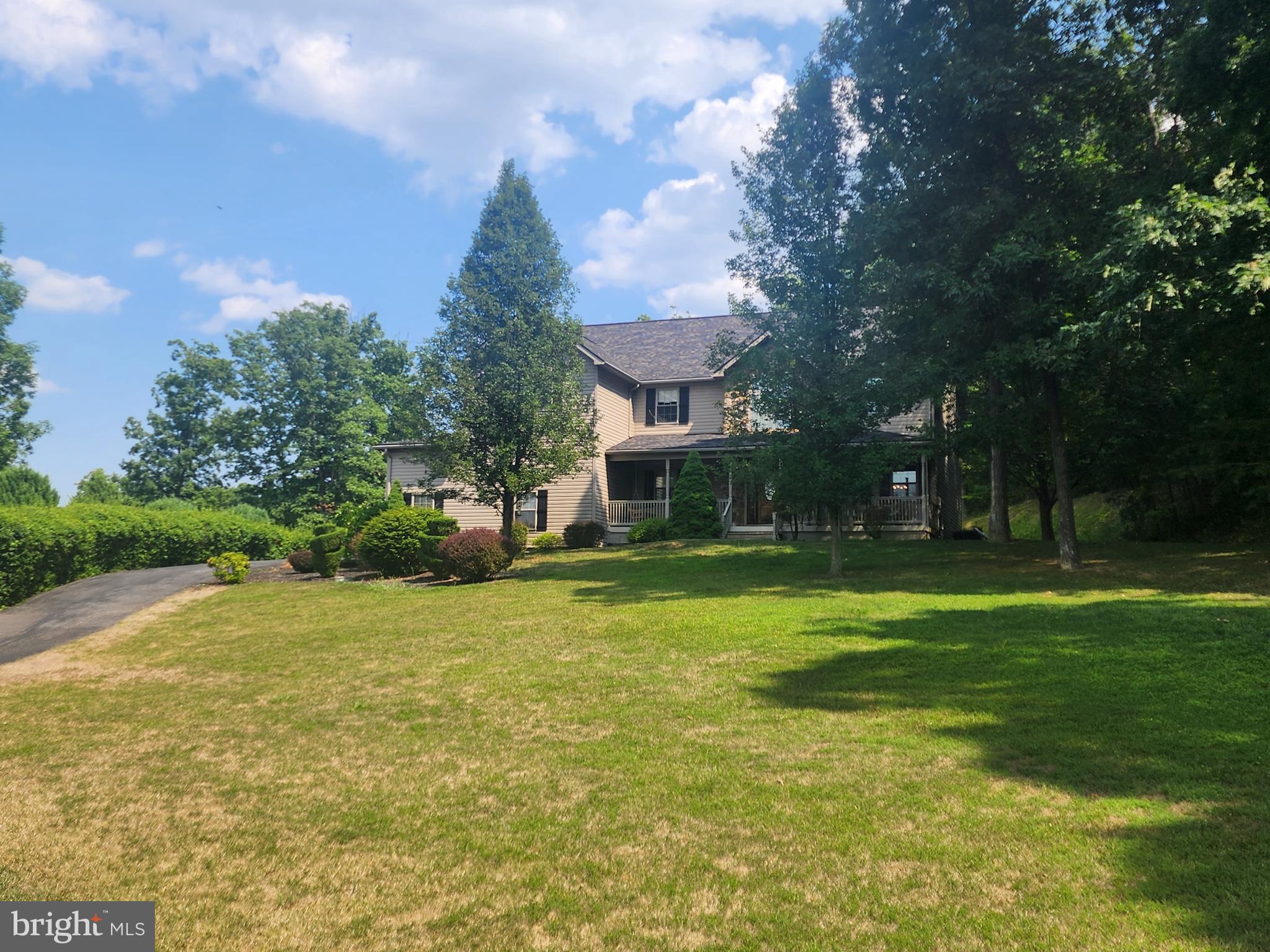 LAKEWOOD - Residential