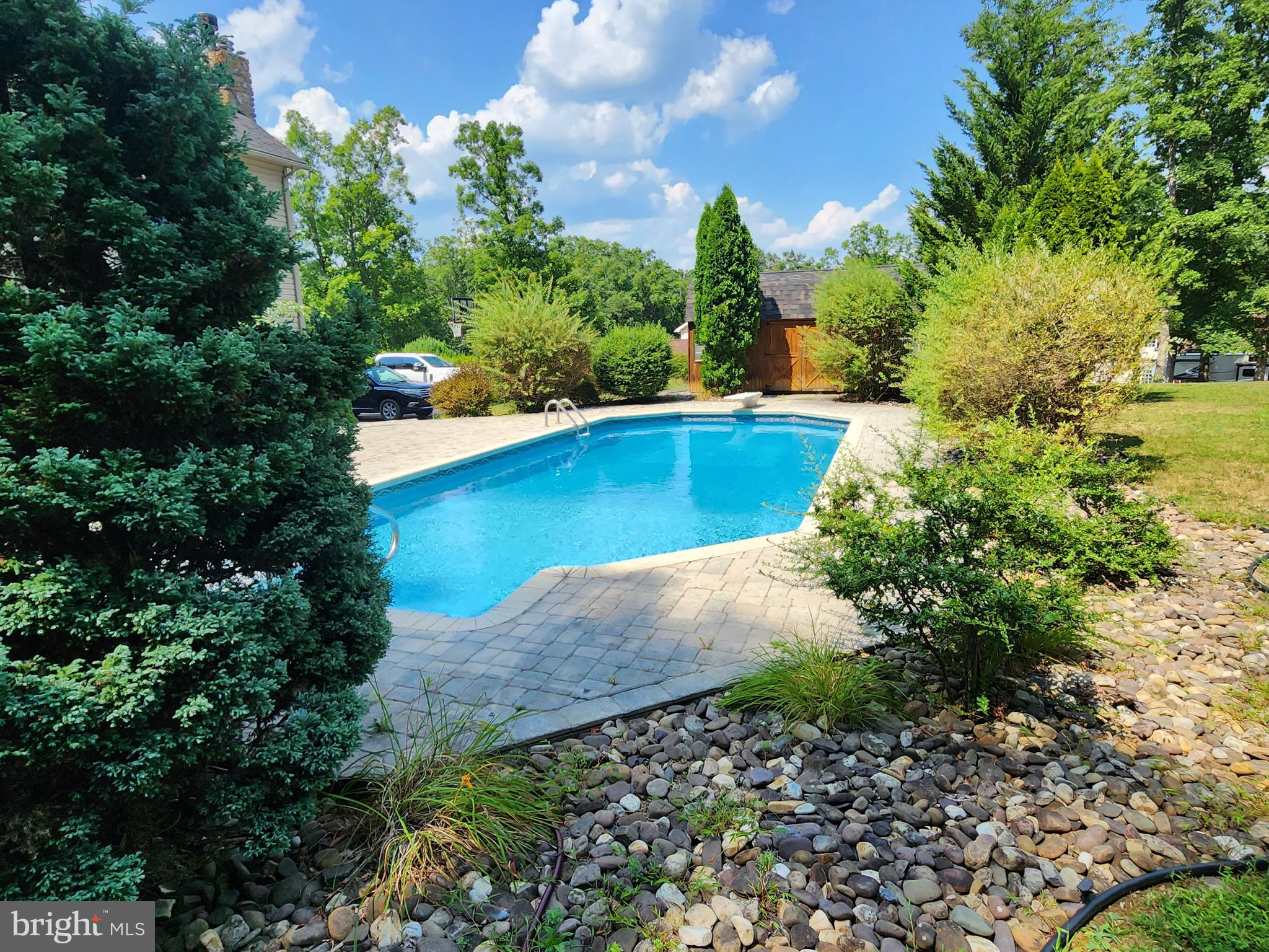 LAKEWOOD - Residential