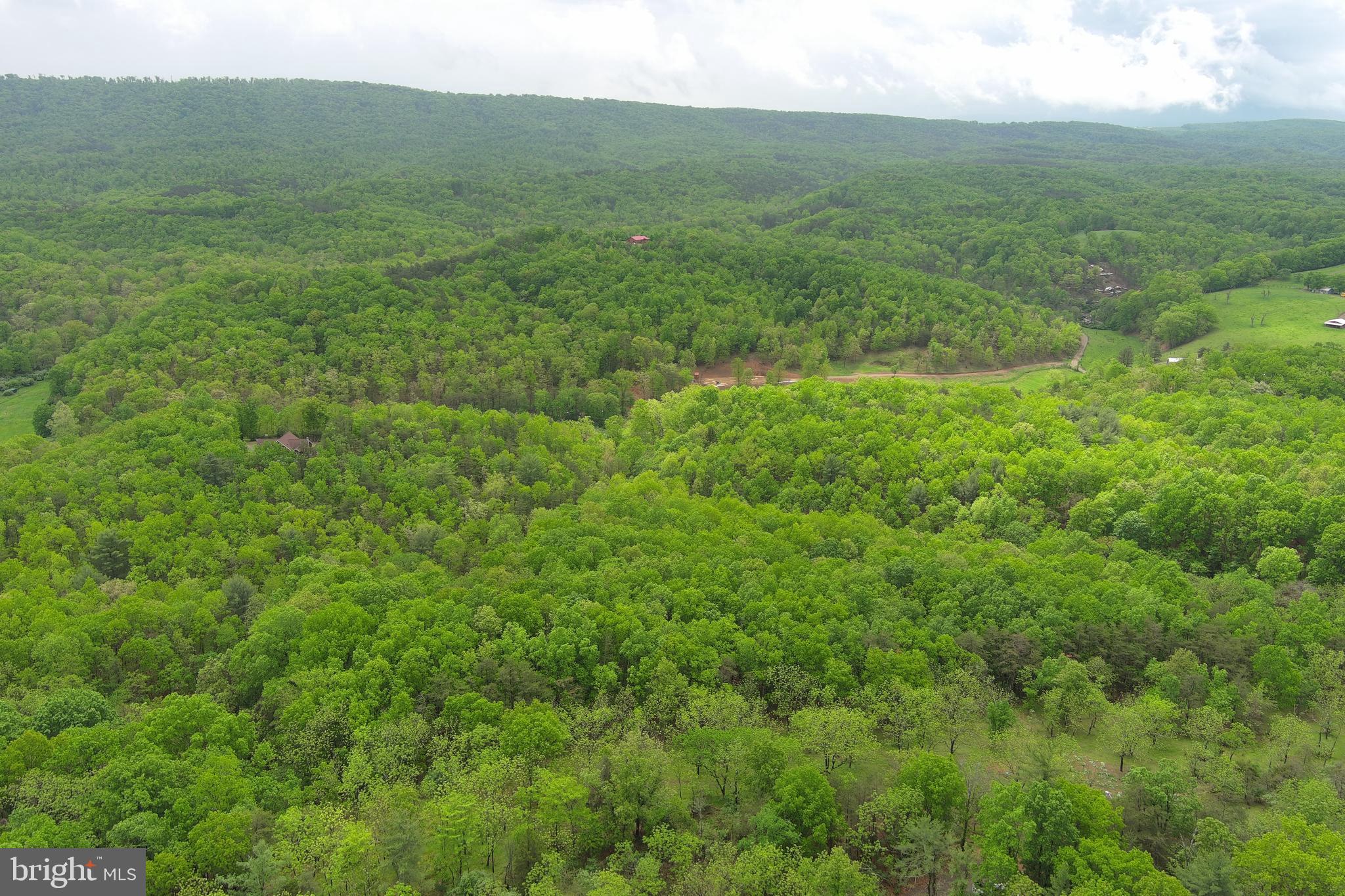 CRYSTAL VALLEY ESTATES - Land