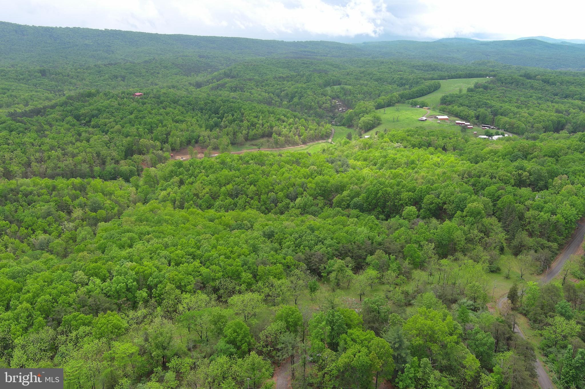 CRYSTAL VALLEY ESTATES - Land