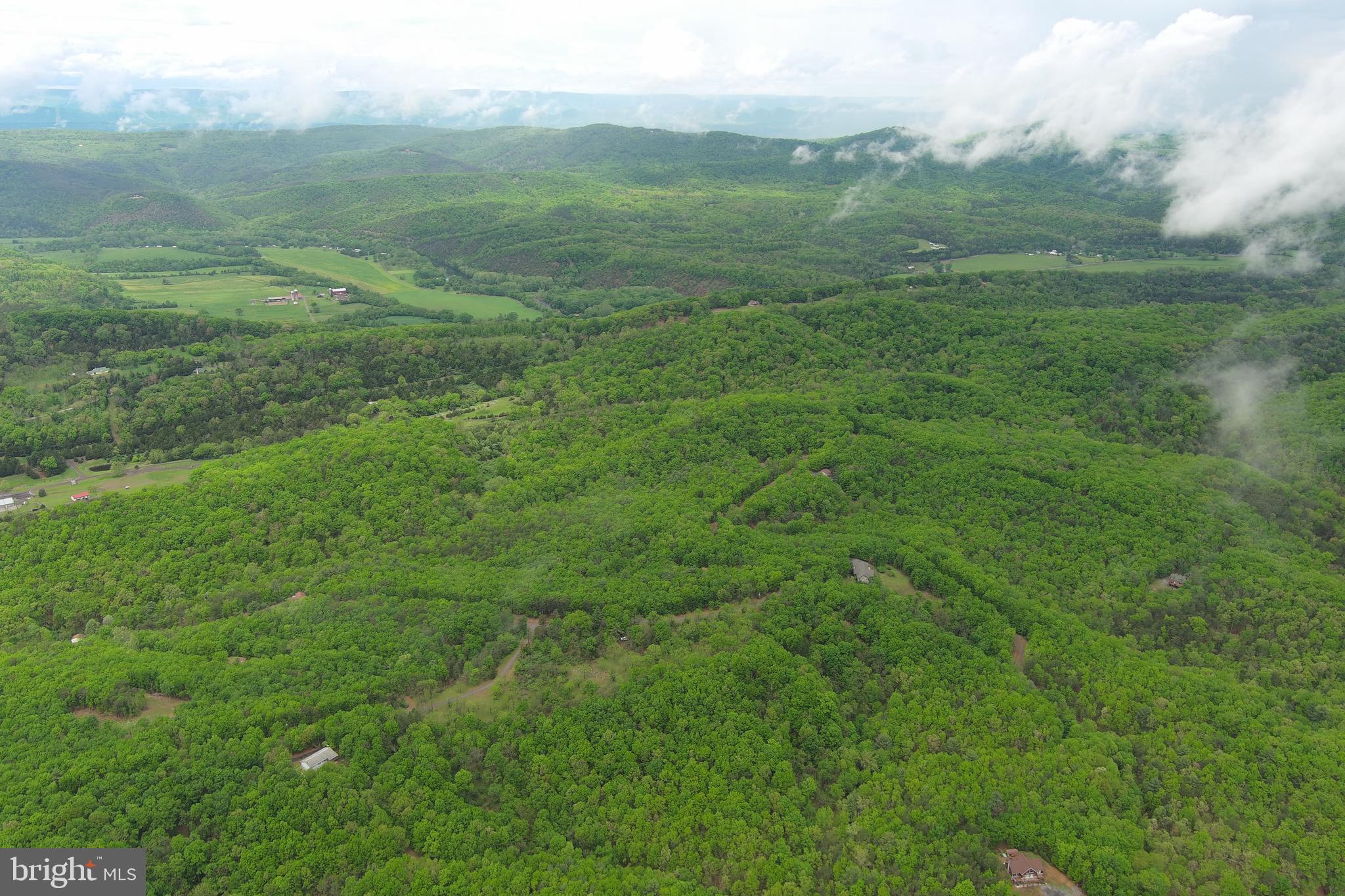 CRYSTAL VALLEY ESTATES - Land