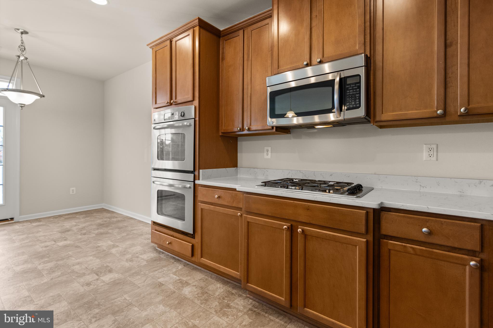 THE POINTE AT VIRGINIA LANDING - Residential