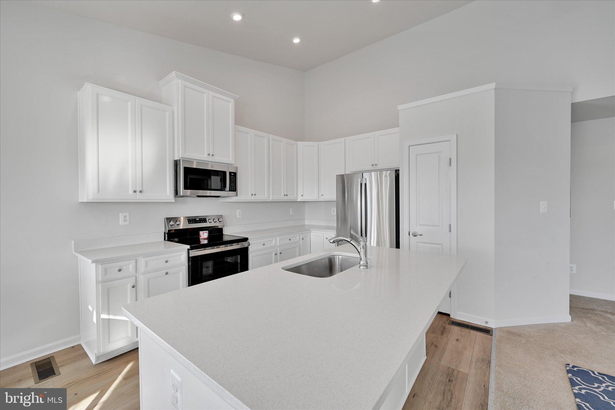 APPLEWOOD - Residential