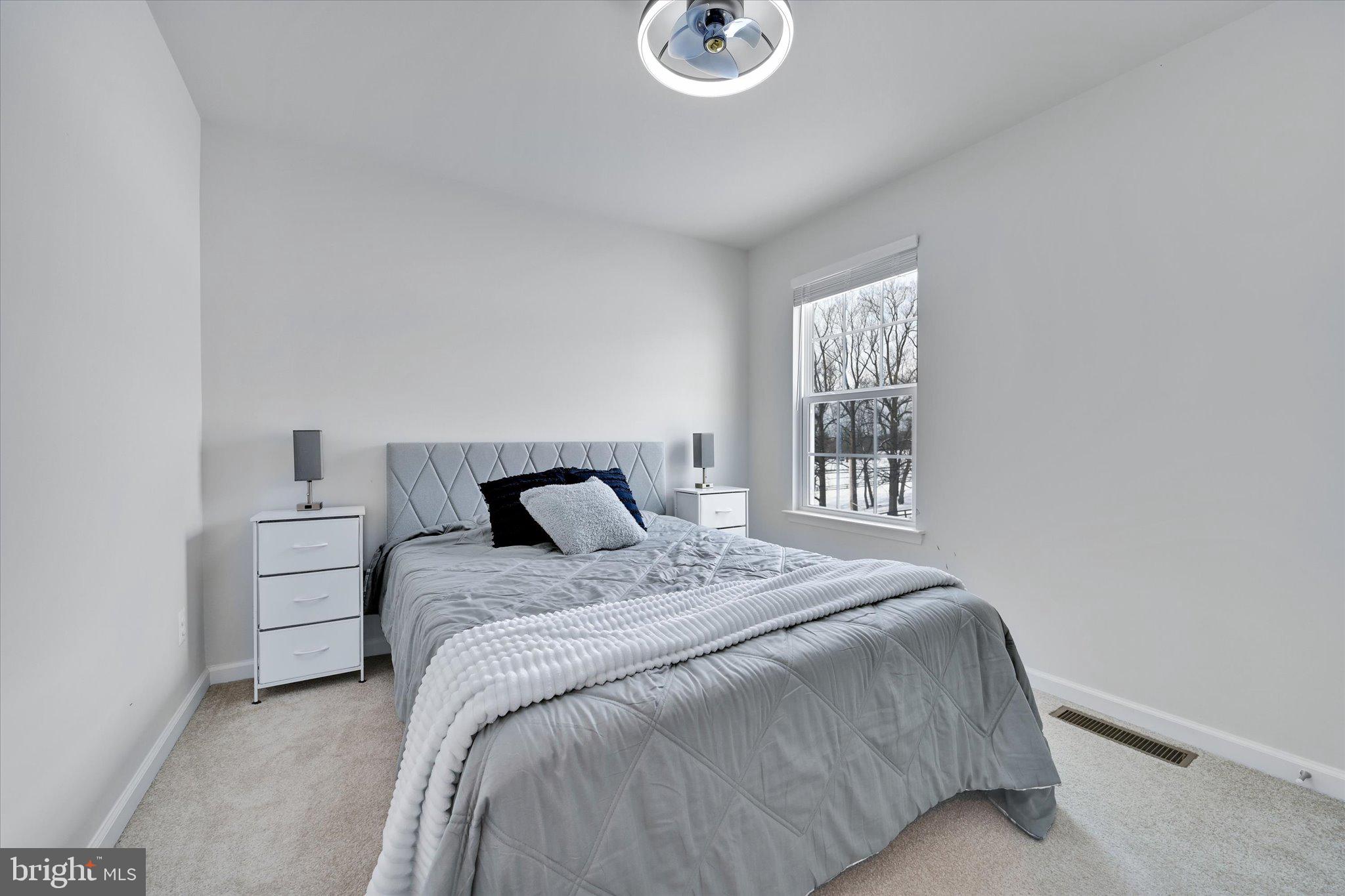 APPLEWOOD - Residential