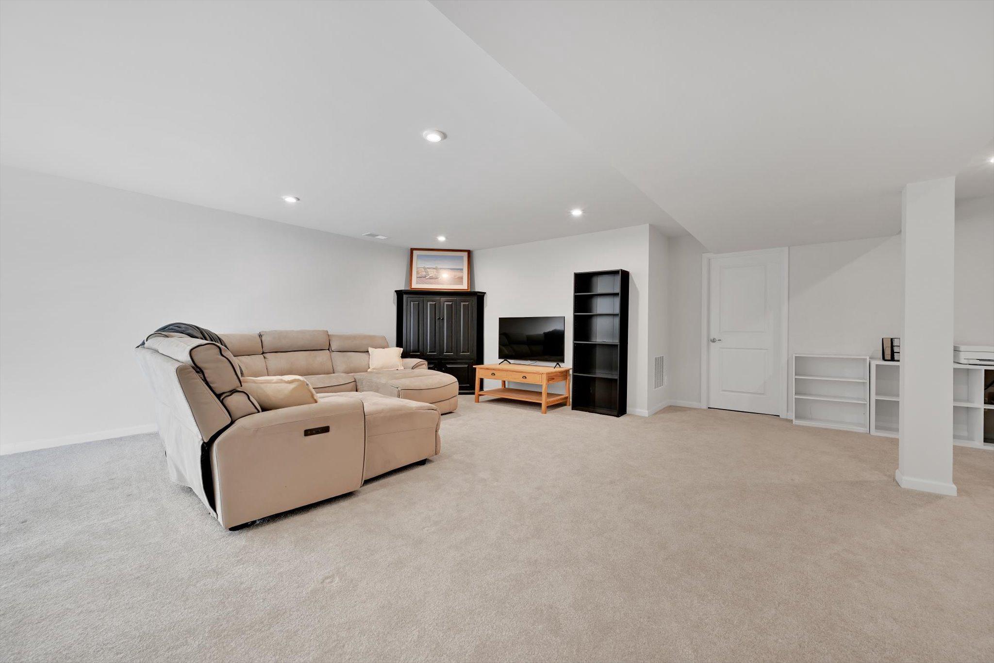 APPLEWOOD - Residential