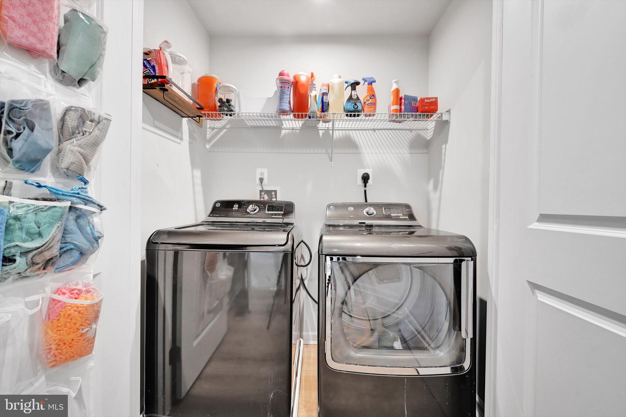 APPLEWOOD - Residential