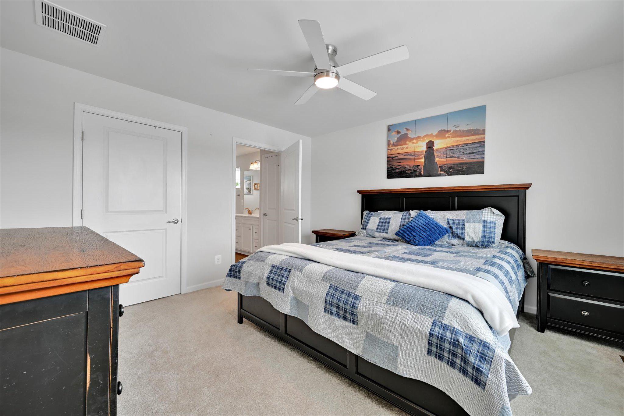 APPLEWOOD - Residential