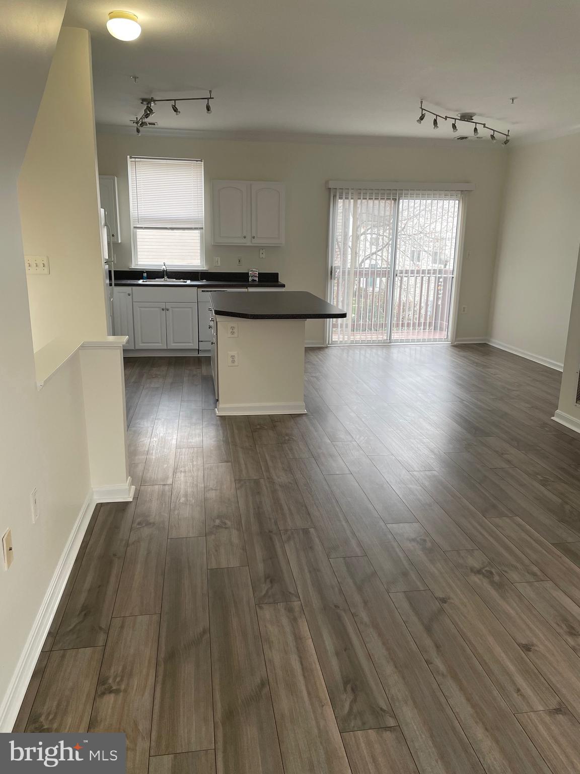 PARKSIDE AT ASHBURN - Residential Lease