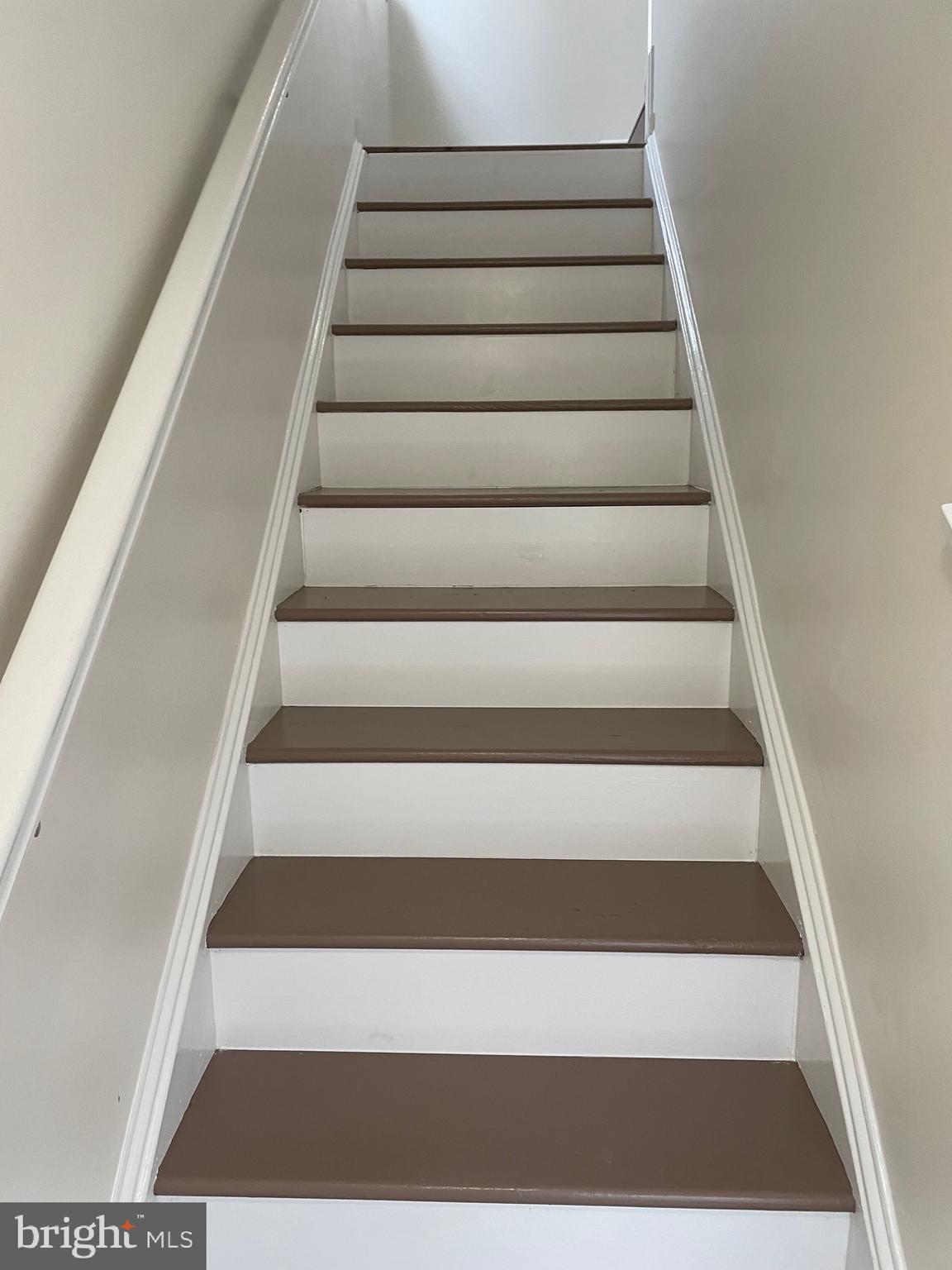 PARKSIDE AT ASHBURN - Residential Lease