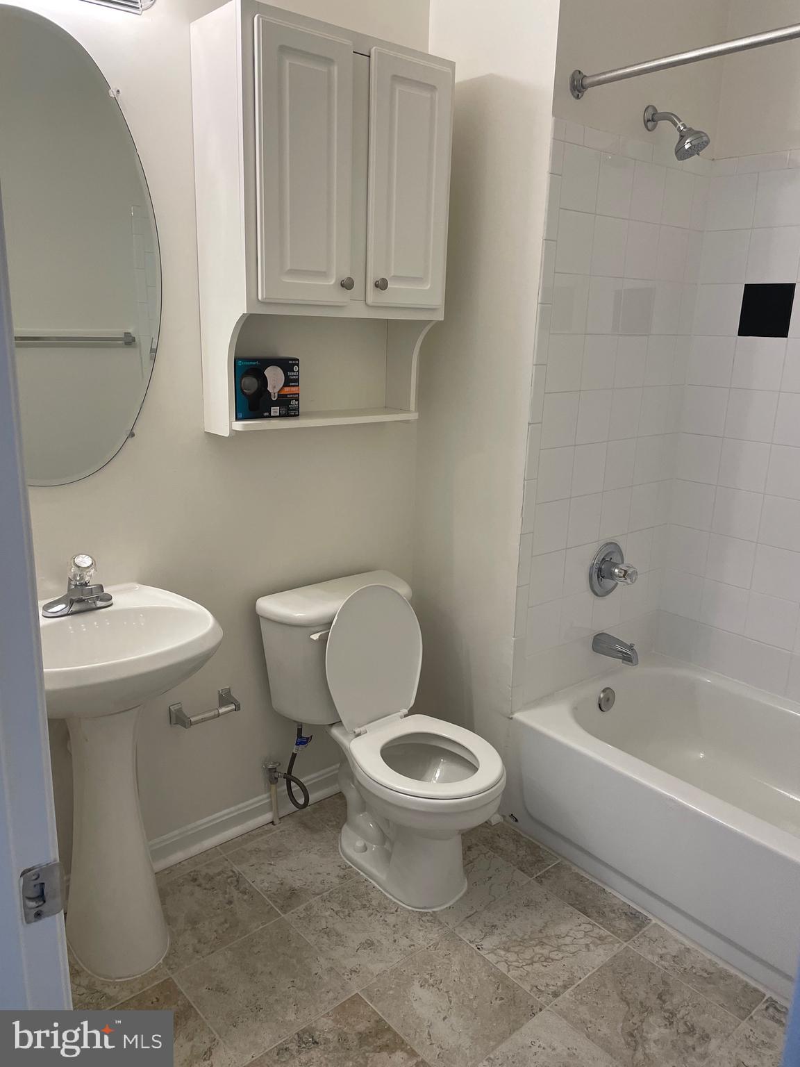 PARKSIDE AT ASHBURN - Residential Lease