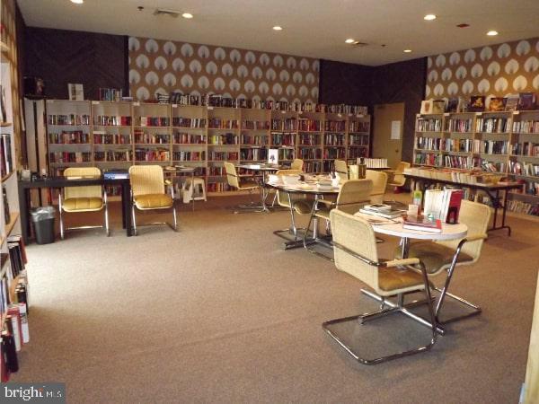 SKYLINE HOUSE - Residential Lease