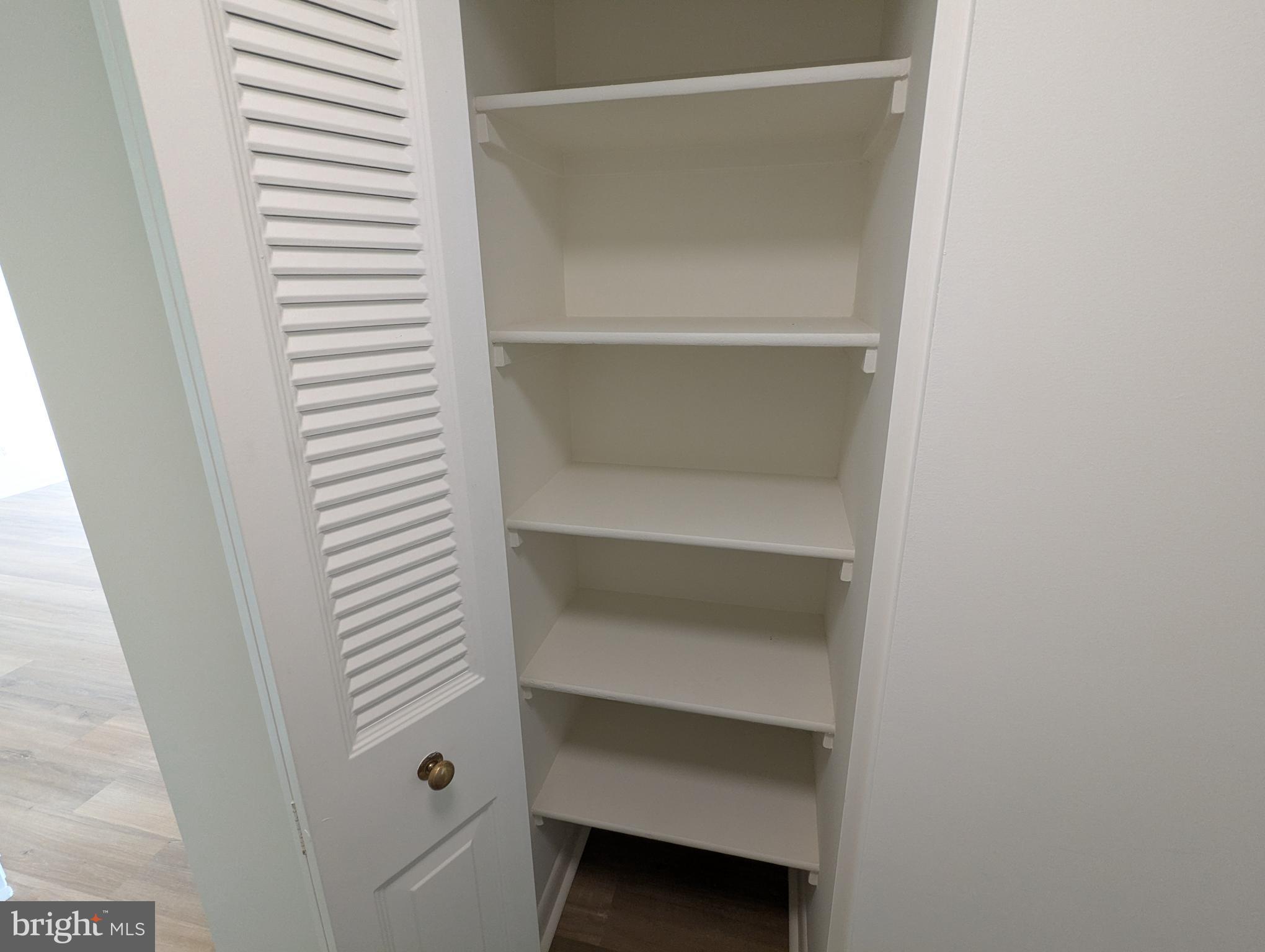 SKYLINE HOUSE - Residential Lease