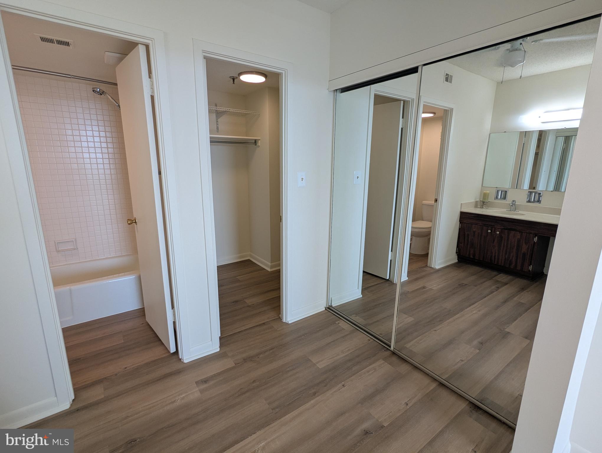 SKYLINE HOUSE - Residential Lease