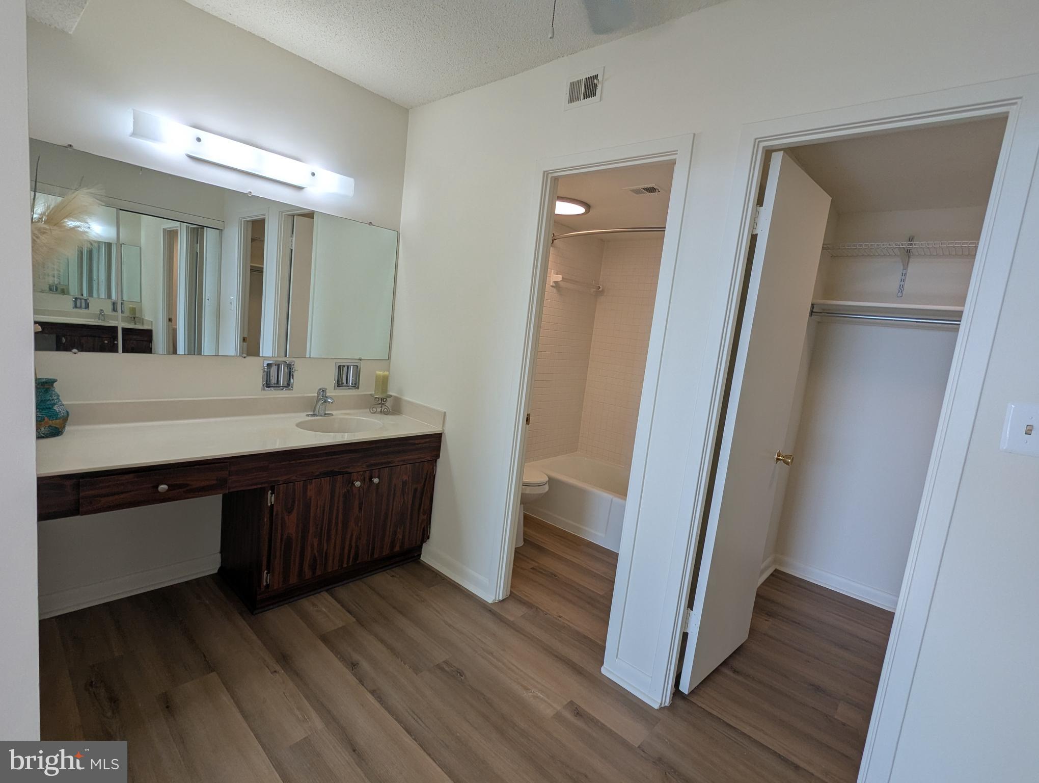 SKYLINE HOUSE - Residential Lease