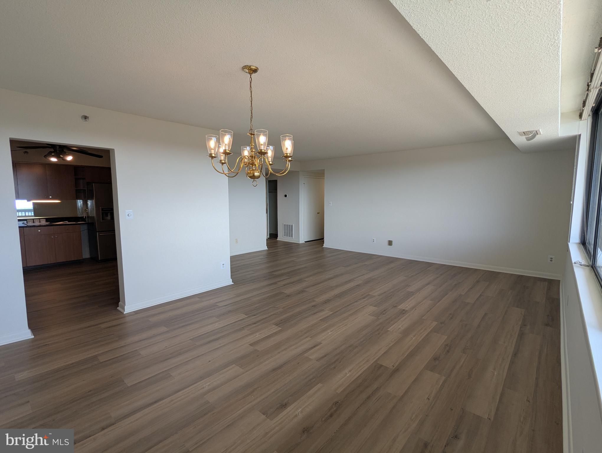 SKYLINE HOUSE - Residential Lease