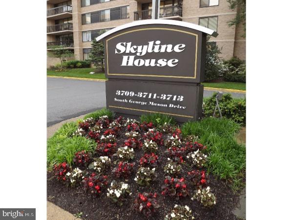 SKYLINE HOUSE - Residential Lease