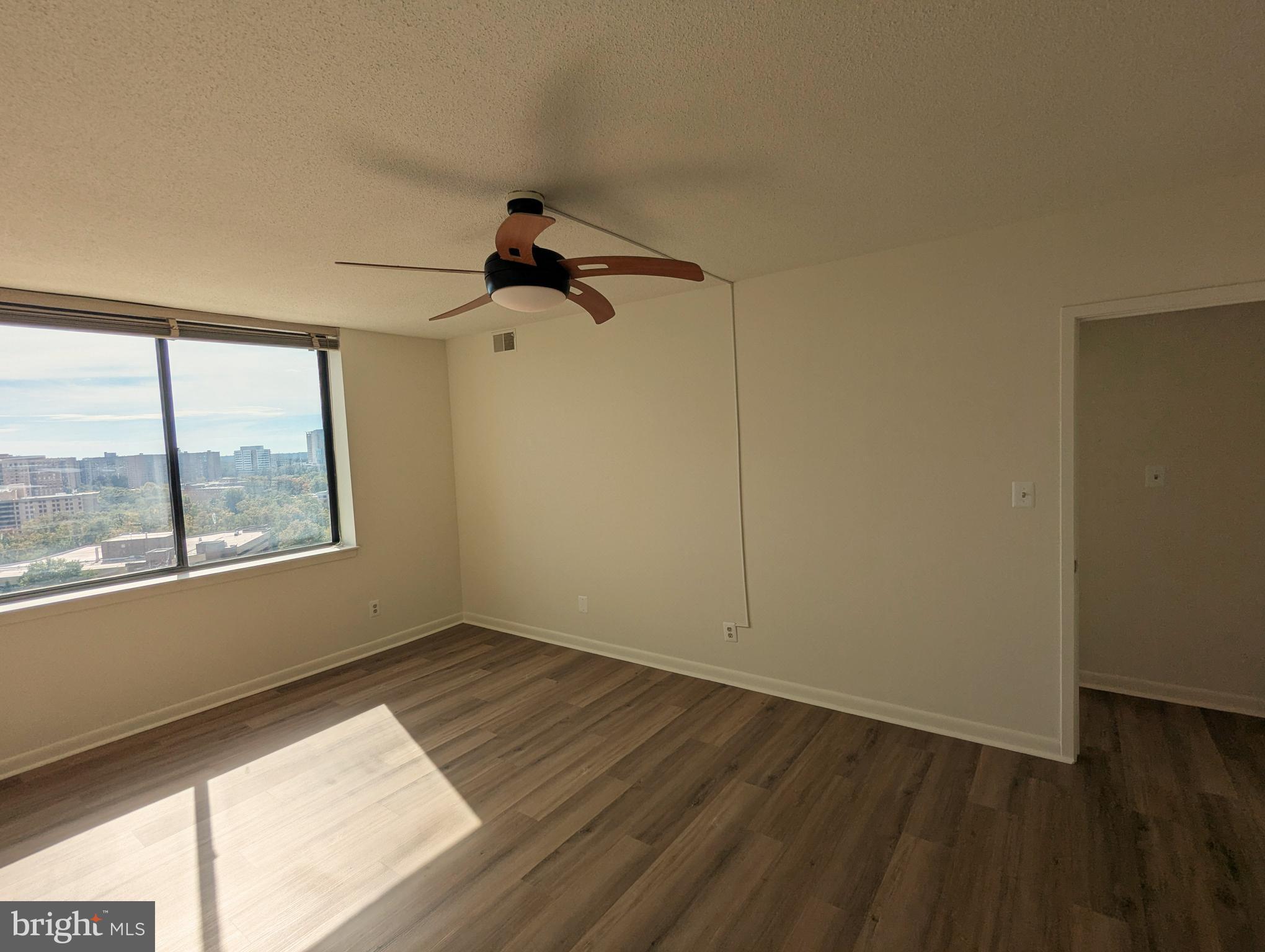 SKYLINE HOUSE - Residential Lease