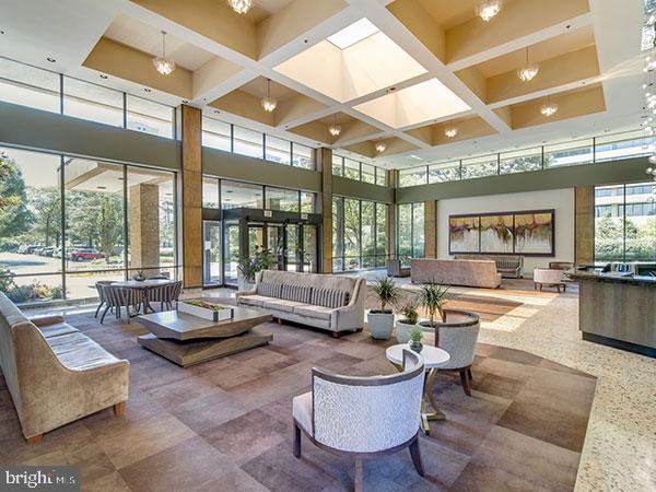 SKYLINE HOUSE - Residential Lease