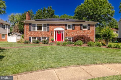 5704 SHROPSHIRE COURT ALEXANDRIA VA 22315