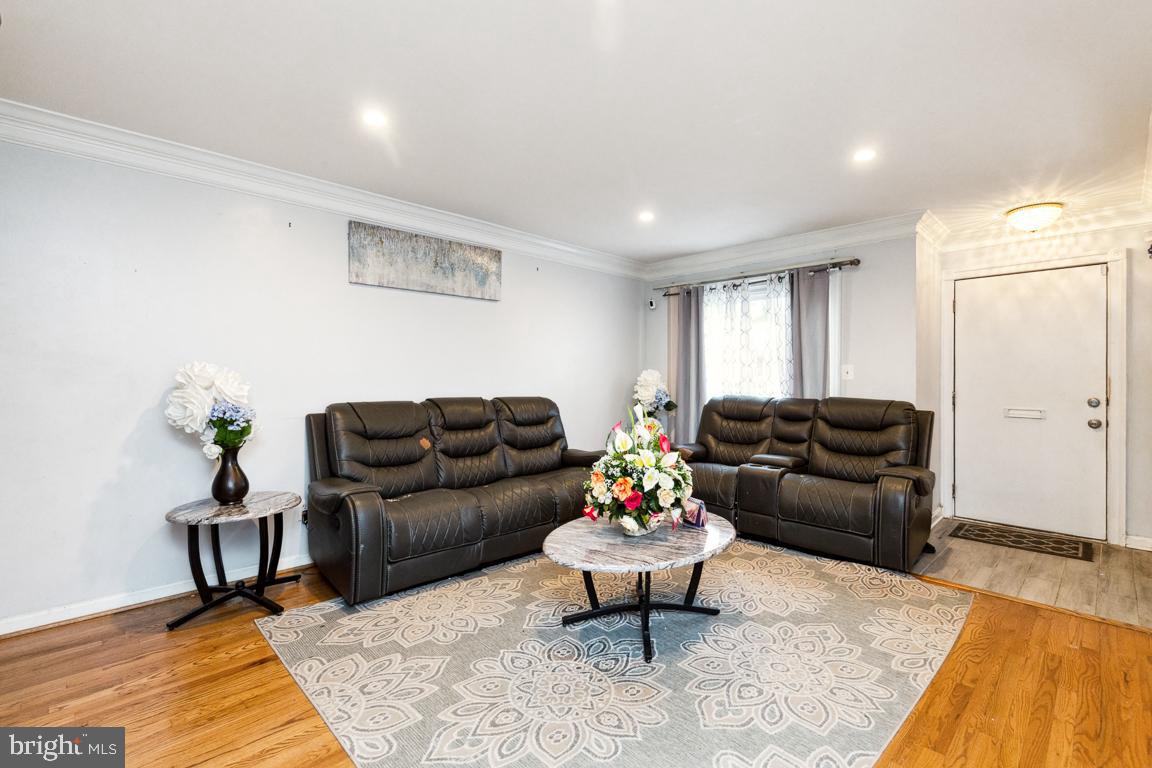 CLUBSIDE - Residential