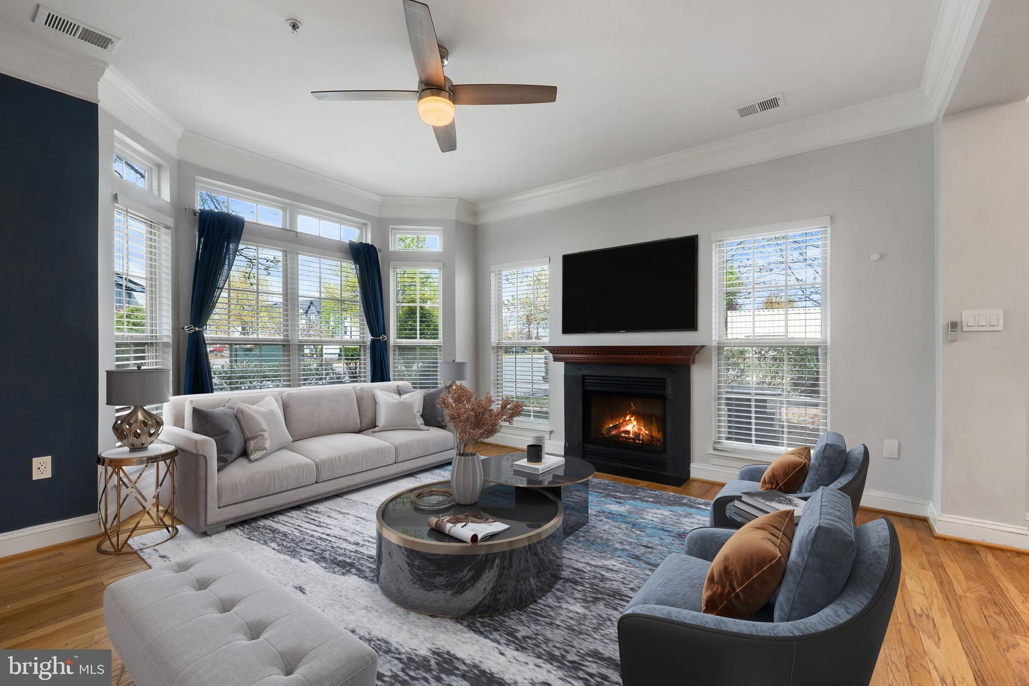 POTOMAC LAKES - Residential