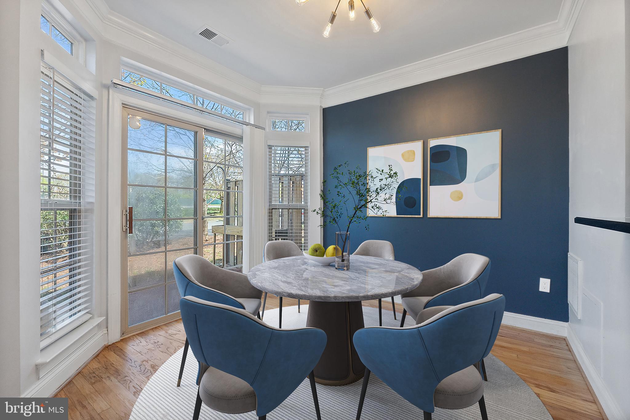 POTOMAC LAKES - Residential