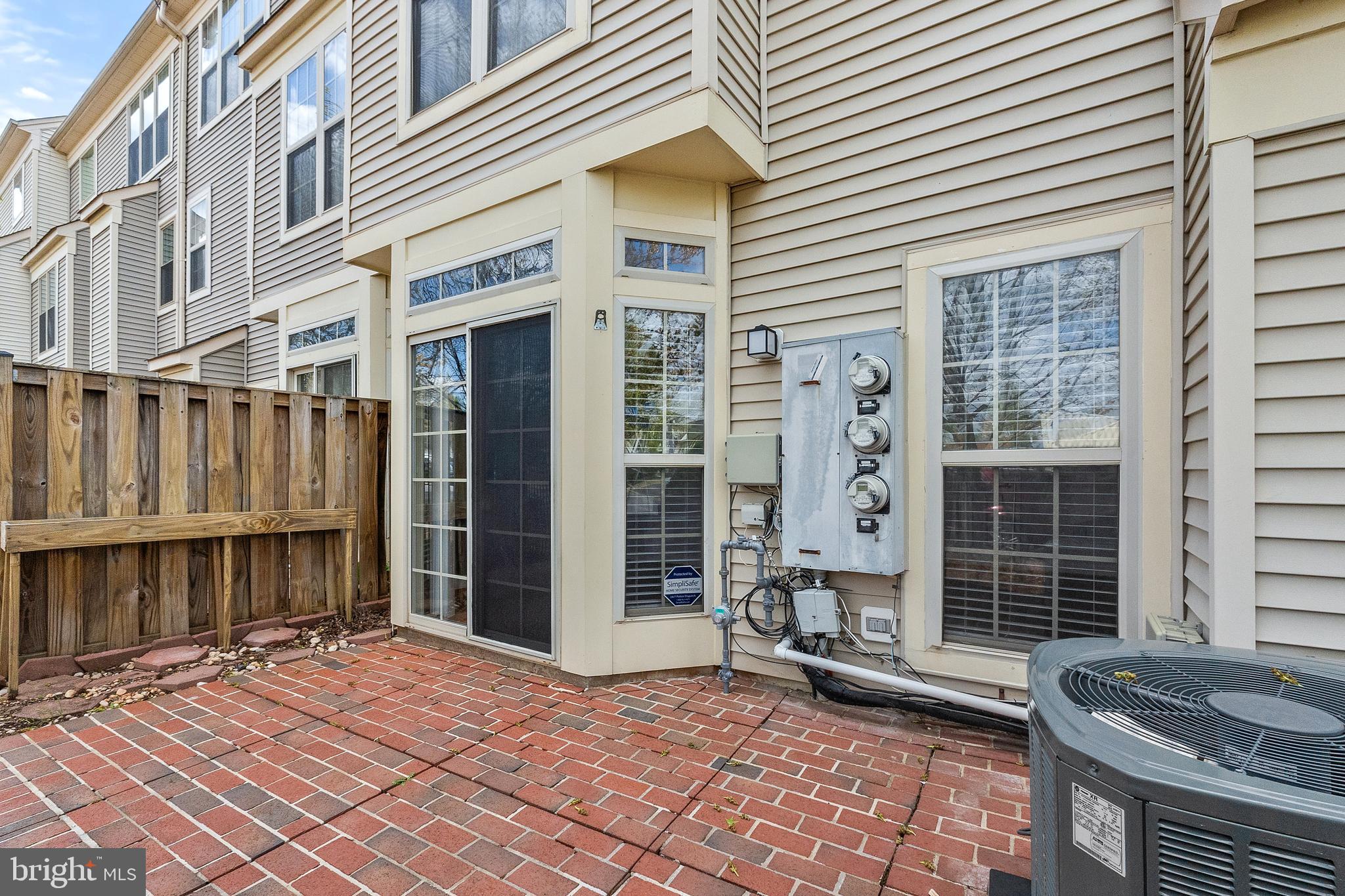 POTOMAC LAKES - Residential