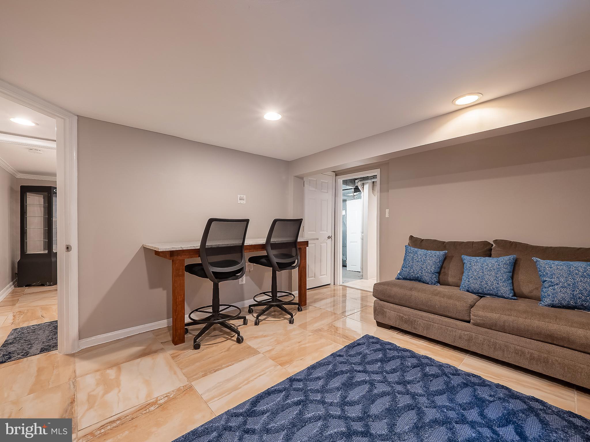 VEIRS MILL VILLAGE - Residential