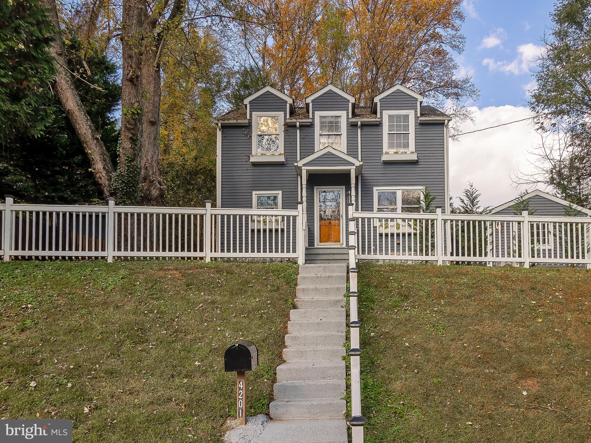 VEIRS MILL VILLAGE - Residential