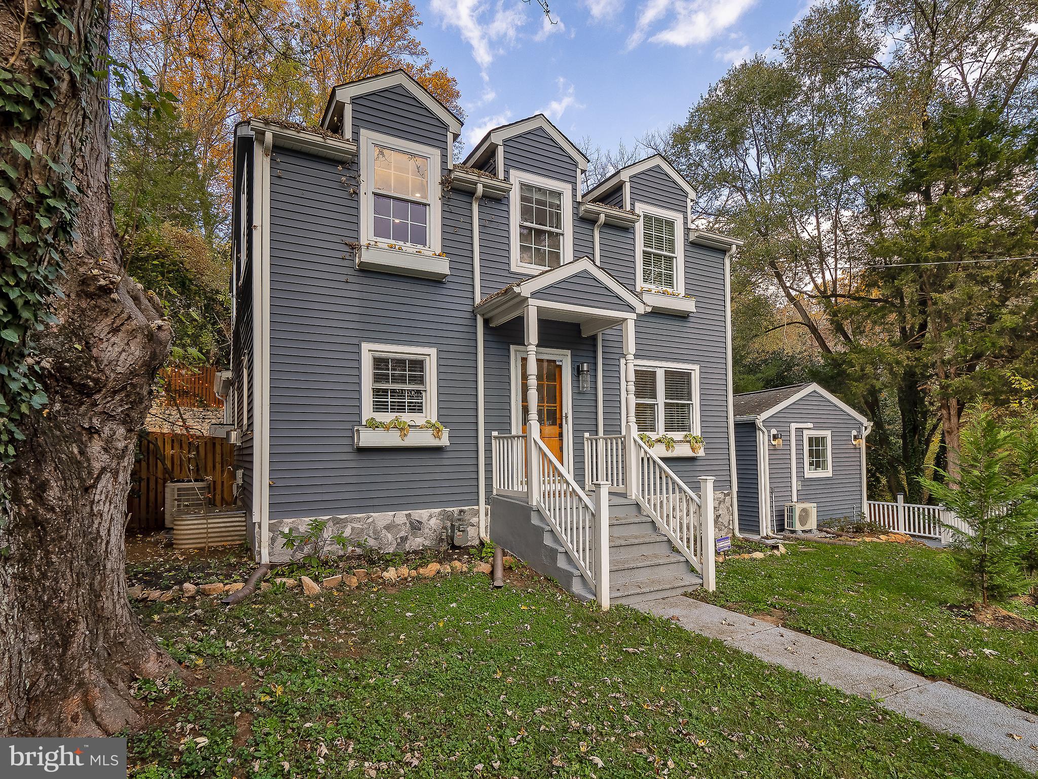 VEIRS MILL VILLAGE - Residential