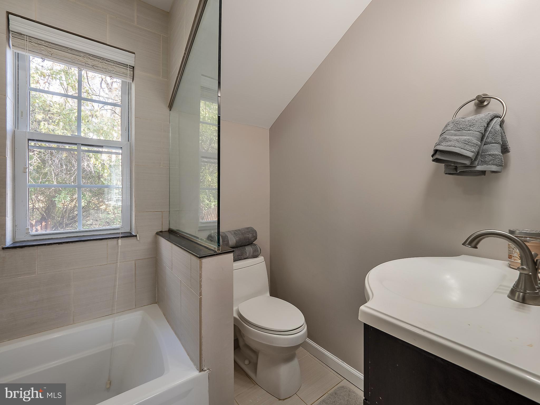 VEIRS MILL VILLAGE - Residential