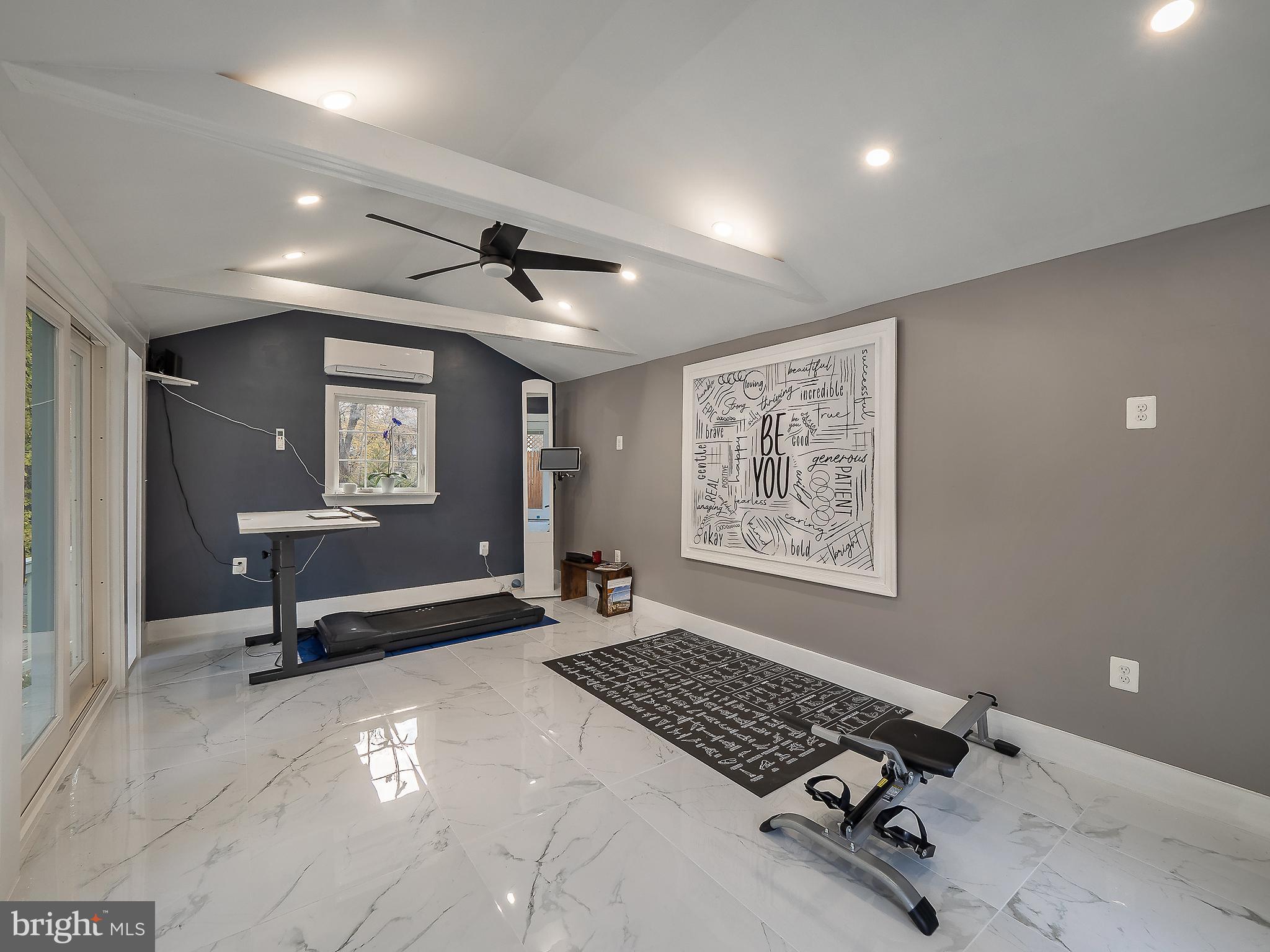 VEIRS MILL VILLAGE - Residential