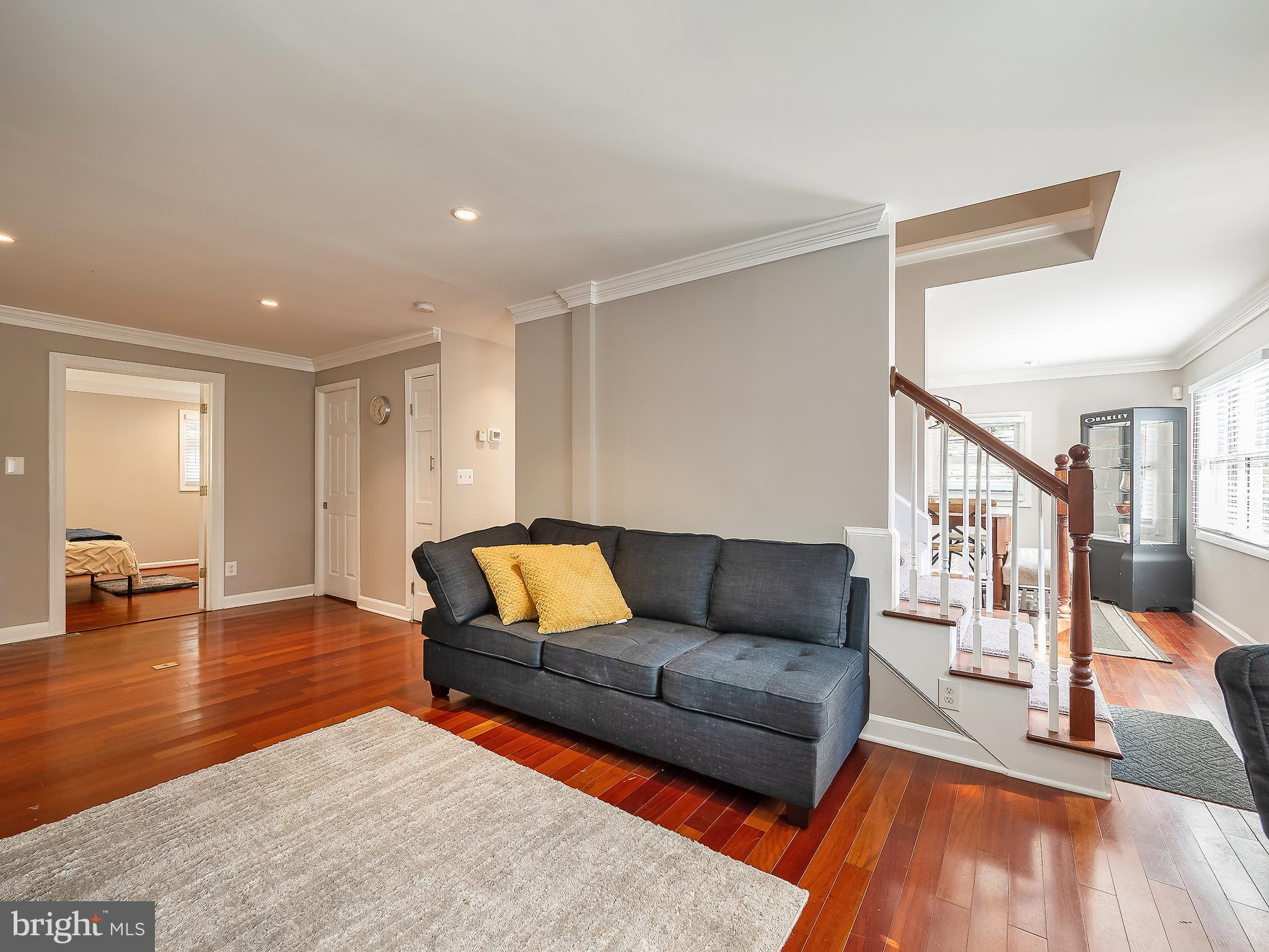 VEIRS MILL VILLAGE - Residential